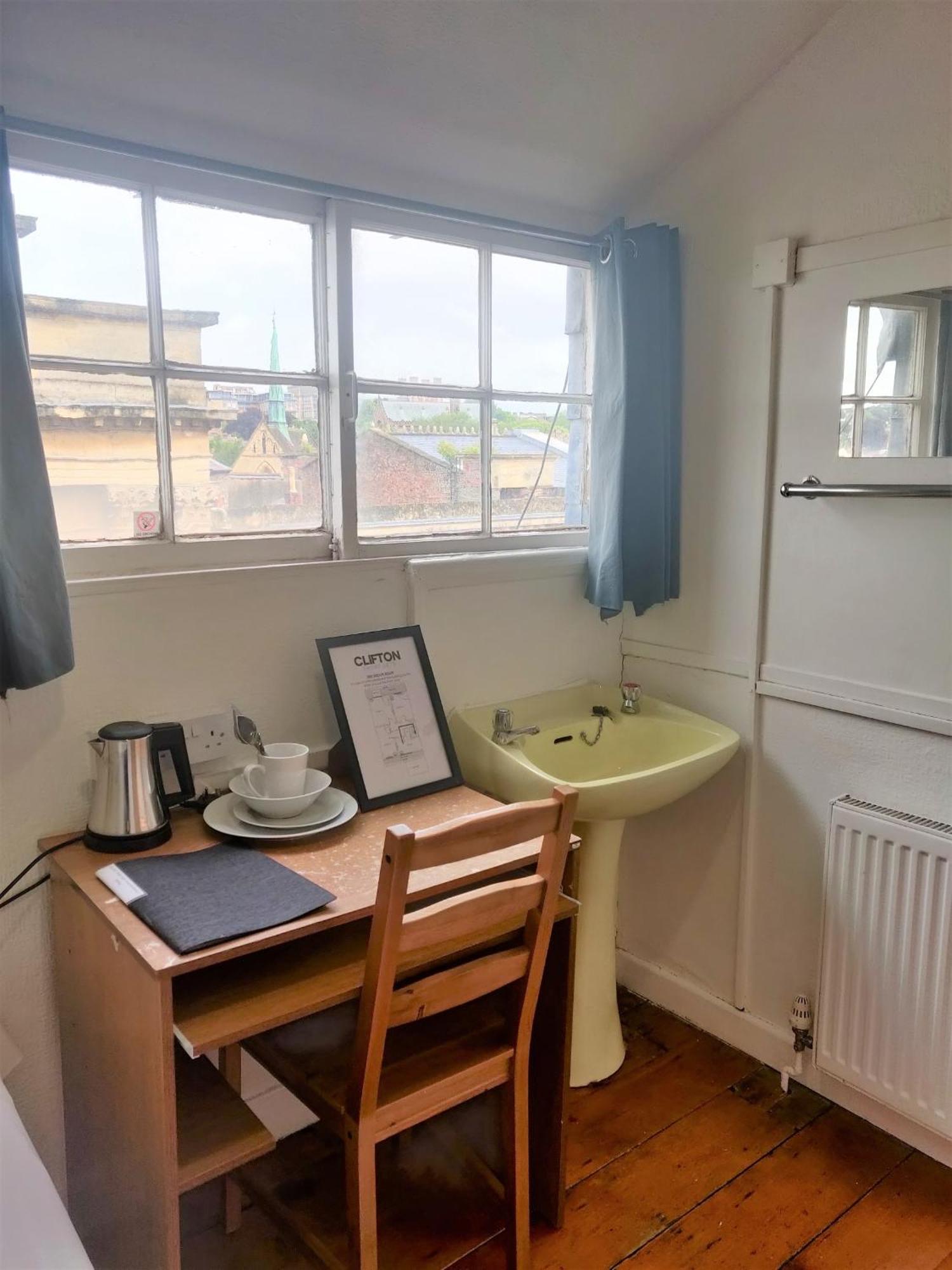 Westbourne Place Rooms - By Clifton Short Lets Бристоль Номер фото